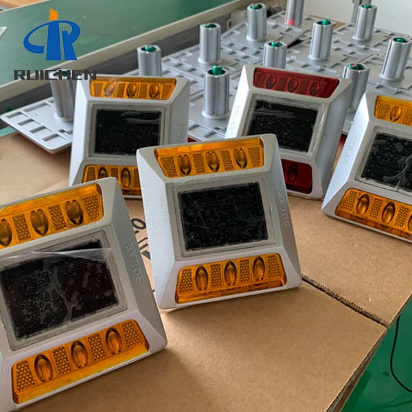 <h3>Coloured Solar Cat Eyes Factory For Truck--RUICHEN Solar road </h3>
